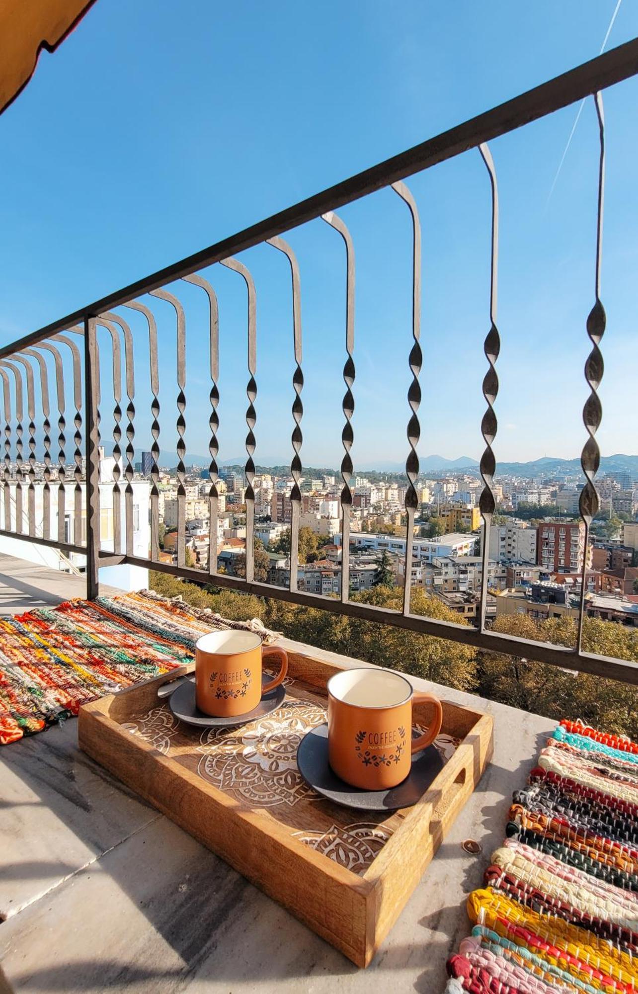 Skyline Apartment